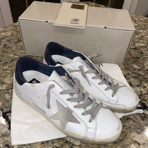 Euc women’s Golden Goose superstars size 37